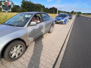 Kierował mimo cofnięcia uprawnień i ponownie spotkał się z policjantami