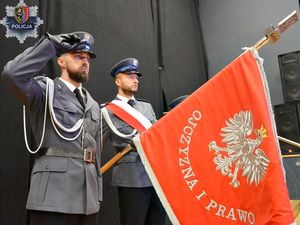 Święto Policji w Polkowicach: 55 funkcjonariuszy odebrało awanse na wyższe stopnie policyjne