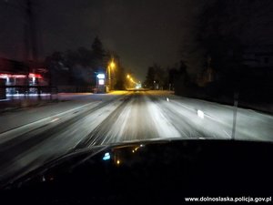 Trudne warunki na drogach – apelujemy o ostrożną jazdę