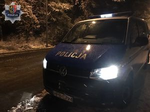 Policjanci radzą jak przygotować pojazd do zimy