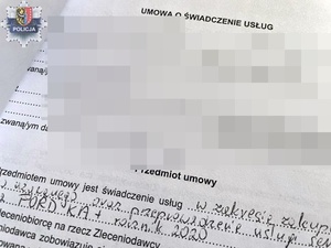 Policjanci ostrzegają: Chciała kupić auto i padła ofiarą oszustwa