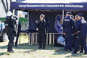 Dolnośląscy policjanci gościli 120 uczniów klas mundurowych