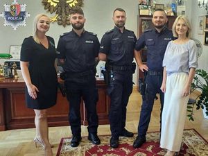 Wójt uhonorował gaworzyckich dzielnicowych za wzorową współpracę