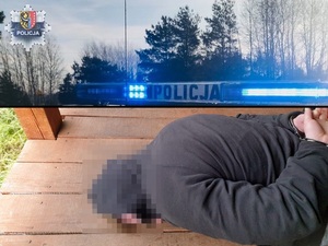 Włamywacz w rękach polkowickich policjantów - Próbował włamać się do domu jednorodzinnego w Polkowicach