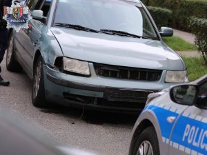Samochód sprawcy zabezpieczony przez polkowickich policjantów