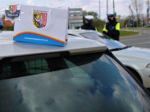 Wspólna akcja policjantów i władz samorządowych: Priorytetem bezpieczeństwo na drogach powiatu polkowickiego